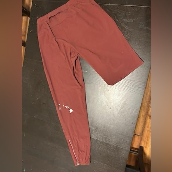 Brick Pace Breaker Lululemon Joggers - Picture 3 of 3